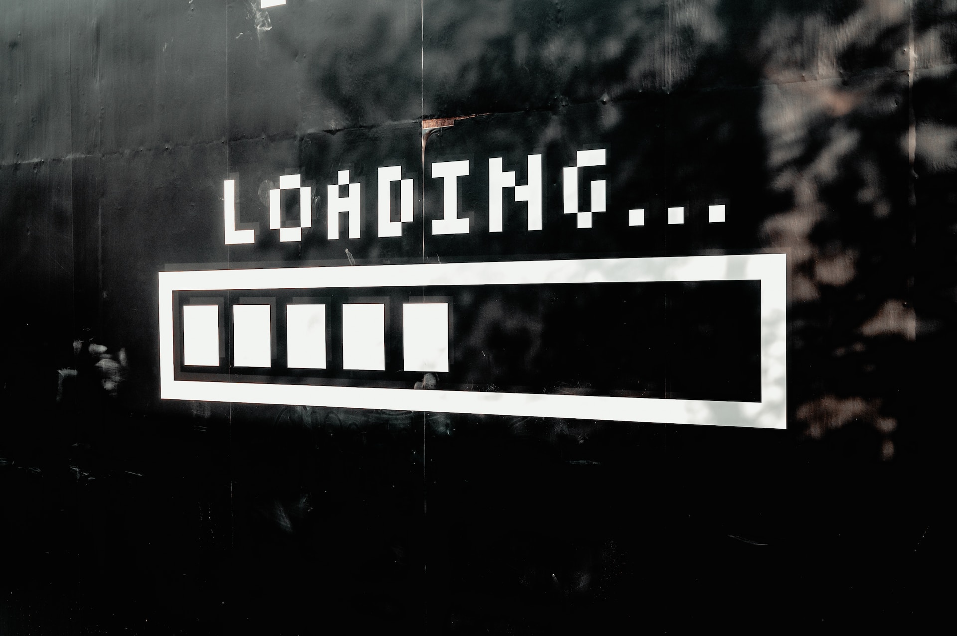 loading 